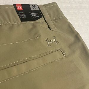 Brand new with tags Under Armour Men’s Khaki Golf Shorts